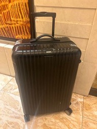 出租非销售 /  rental not for sale ： 正品Rimowa 28 吋行李箱出租  72 x 48 x 27cm