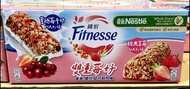 Costco好市多 Nestle 雀巢纖怡 莓果牛奶 &amp; 蔓越莓牛奶穀物棒 23.5公克 X 32條 Fitnesse