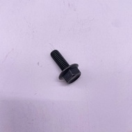 YAMAHA (Single Price) 95807-06016 Flange Screw Rear Soil Removal