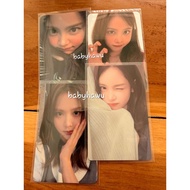 PHOTOCARD OFFICIAL HEARTS2HEARTS CARMEN