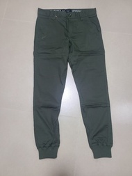 Publish legacy jogger olive size 30
