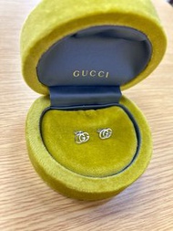 Gucci 750白K金GG logo 耳針式耳環