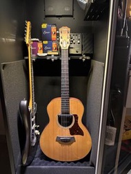 Taylor Gs mini guitar 結他