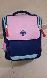 小學生護脊書包