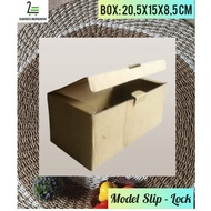 Box 20.5x15x8.5cm FF/SlowStart/Cardboard/hampers/carton/plain
