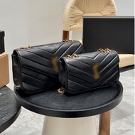 V Grain Cowhide Chain Bag Shoulder Bag Premium Female Bag Matching Box YS888888-859011