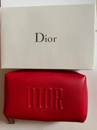 香港專櫃Dior護膚旅行套裝：Dior精美收納包、化妝包、手拿包一個，Dior capture totale迪奧完美活能超效系列：dior洗面奶5ml、dior爽膚水15ml、dior精華10ml、d