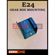 NISSAN E24 GEAR BOX MOUNTING 11320-R8060