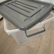 衛生新淨 EZ KEEP牌 52L透明收納儲物箱15”闊20”長 12”高，有蓋/ 蓋有密封鎖/ 底...