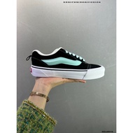 Vans Classics Knu Skool Sneakers