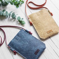 ELLIS 護照手機旅行斜背袋 - 深藍 (全手製/環保/椰子純素皮革)