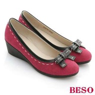 BESO 桃紅色楔型跟鞋
