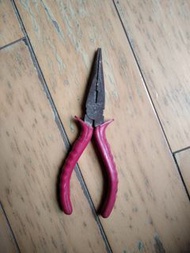 尖嘴鉗 pliers