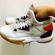 Adidas D Lillard 2籃球鞋