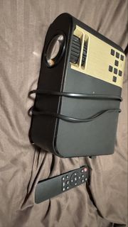 投影器投影機-手機投屏+可裝國內主要影視appProjector (screen cast)