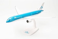 herpa 613583 Boeing Snap-Fit Model Aircraft KLM 787-9 Dreamliner - PH-BHP Tulip 1:200 Scale Collecti