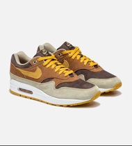 Nike Air Max 1 PRM in PECAN/YELLOW