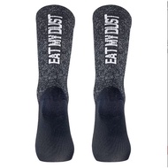 {Bee Riding Bicycle} Installment NW Italy Northwave Eat My Spray Gray Bicycle Socks (Eat Dust)