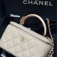 Chanel 23p 米色拼焦糖色 長盒子