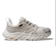 Hoka Anacapa Low GTX 白色