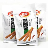衛龍辣條大面筋辣條麻辣棒小辣棒豆皮海帶魔芋爽親嘴燒大面筋