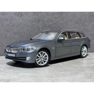 【BMW原廠精品Norev製】 1/18 BMW F11 550i 鈦灰色1:18 模型車