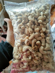 kacang mente mentah 1 kg