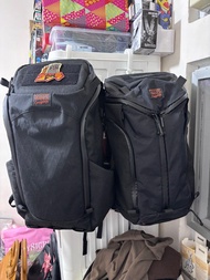 Mystery Ranch X Carryology Unicorn 2.0 Dargon 2.0 Black 一對