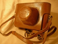 蘇聯製造的 FED 2 底片旁軸相機原廠皮套