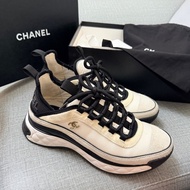 CHANEL 繫帶老爹運動鞋