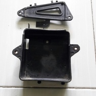 BOX TUTUP AKI MOTOR KAWAZAKI KAZE R ORIGINAL SEKEN/BEKAS.