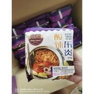 Pak Chan Seafood Tomyam Yee Mee Old Chen Hot Sour Dongyan Yimen 120G