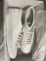 Common Projects 白色皮革運動鞋 42碼
