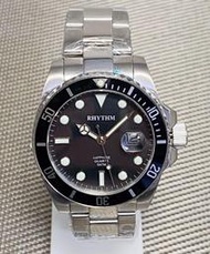 RHYTHM WATCH 麗聲黑水鬼鋸齒框50米藍寶石水晶鏡石英鋼帶腕錶 型號：RQ1602S02【神梭鐘錶】