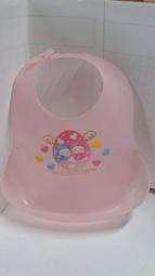 ＊＊ sanrio 早期2002年 收藏品 Hello Kitty babies 粉紅色塑膠圍兜＊＊二手品㊣