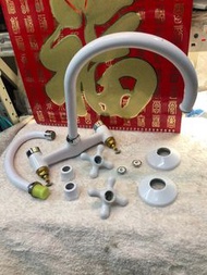 經典名牌 全銅製造 PERLATOR 純白色古典風格 冷熱水混合水龍頭 可沐浴可星盆用 全新價$400元 沙田圍站交收