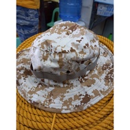 Lousy hat / Lousy cap ( DIGITAL DESERT)