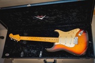 Fender Custom Shop Classic Stratocaster - Sunburst Flame Maple neck (2010)