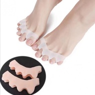 AT-🎇Thumb Toe Separator Silicone Five-Toe Overlapping Toe Separator Thumb Valgus Corrector Pinch Toe Protector for Men a