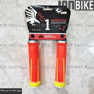 Handgrip ODI AG1 V 2.1 Orange Yellow - Hand Grip Aaron Gwin Signature AG 1 Latest Lock Out On MTB Bi