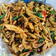 ikan bilis tomyam daun kari kacang halal food