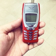 Nokia 8210