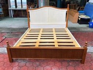 【二手倉庫-崇德店】二手家具☆實木特大雙人床架☆ king size 雙人特大6x7尺實木床架 床架 床組 實木床架 床