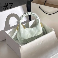 Retro Female Bag 2025 Cloud Bag Shoulder Bag Pleated Small Bag Portable Messenger Bag High-End Cloud