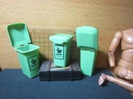 RU1休閒部門 T08綠色舊化薄款mini模型1/6方型舊化垃圾筒一個(可開蓋)