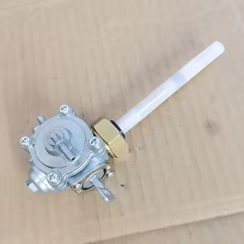 Fuel Gas Tank Petcock Valve Switch For Honda VT500C Shadow 1983-1986 CMX450C Rebel 1986-1987 VT500FT