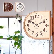 免運 YAMATO 日本製 雙面時鐘 D型 壁掛 掛鐘 壁鐘 兩面 雙面鐘 復古 木製 木頭 工藝 雜貨