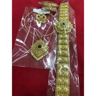 Gold Jewellery Set