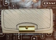 COACH 白色 真皮 編織  長夾 拉鍊包14卡 二手真品 有Bottega Veneta/Chanel BV參考