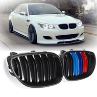 [คลังสินค้าพร้อม] 1คู่สีดำ M-สีไตด้านหน้าย่างกระจังหน้าสำหรับ BMW E60 2003-2010รถจัดแต่งทรงผมอุปกรณ์